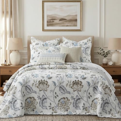 King Bedspread Set with Floral Design & Reversible Shams - Cotton