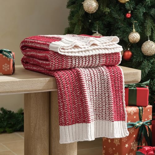 Amélie Home Two-Tone Chenille Knit Throw Blanket 50x60 Red