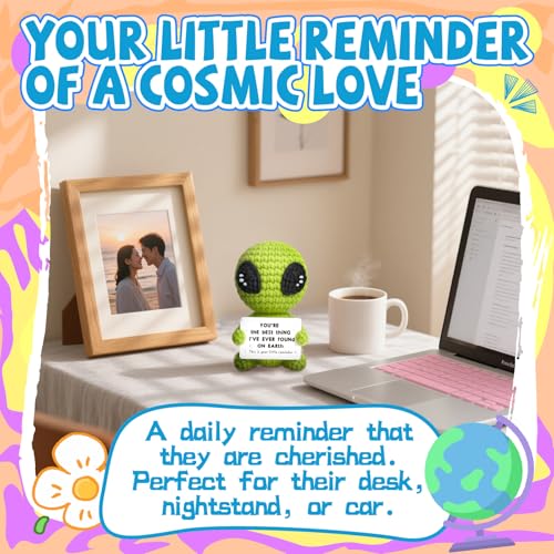 Handmade Crochet Alien Plush Doll with Heartfelt Love Note - Cute Decor