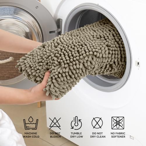 Bcoimo Small Chenille Bath Mat 24x17 Non-Slip Absorbent Bathroom Rug