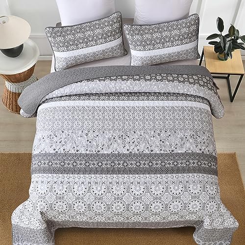 Queen Size Grey Floral Striped Quilt Set - 3 Pieces