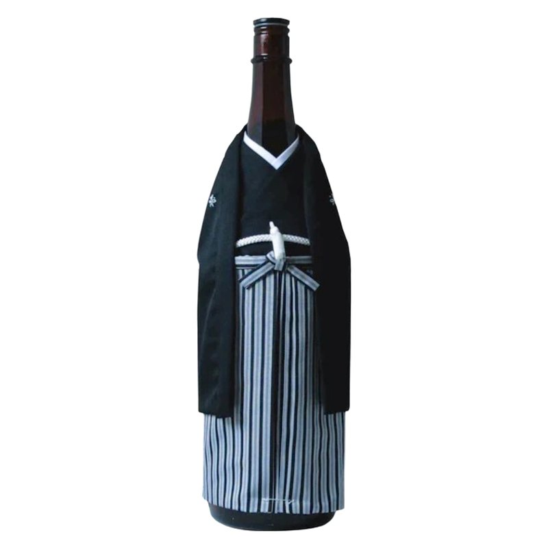 WANOKURA Kimono Bottle Cover, Made in Japan, Wine Bottle Covers, Wine Bottle Topper, Christmas, Wedding, Birthday, Travel, Holiday Party (Wine Bottle, OTAIKO/Sakura - White)