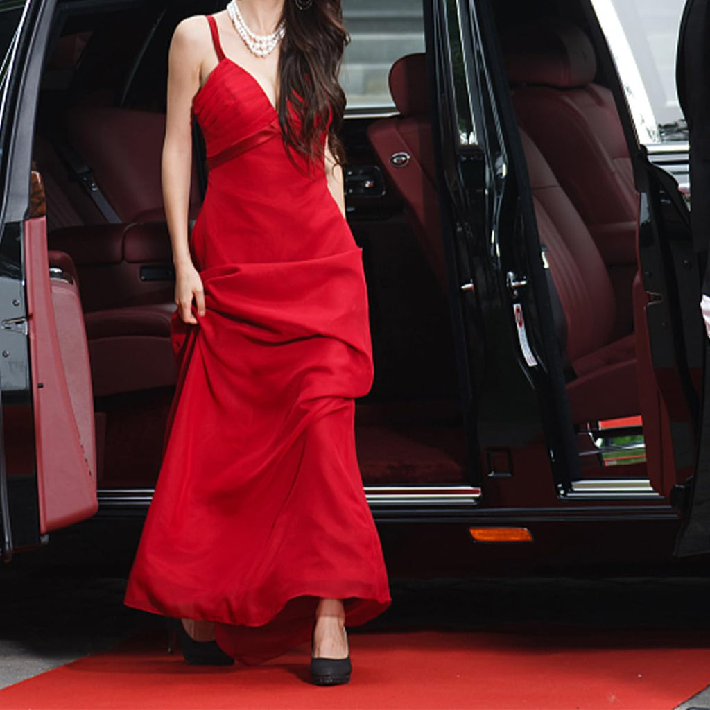 Red Carpet Runner for Partys, 3x15 Feet 450 GSM Extra Thick Non-Slip Waterproof Aisle Rug for Weddings, Events, Banquets, Hollywood Runway & Proposal