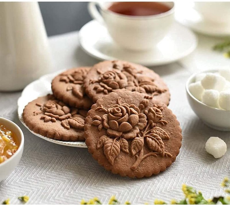 Carved Wooden Gingerbread Cookie Mold,3D Wooden Baking Mold Cookie Biscuit Press Stamp Molds, Cookie Cutter Set with Provance Rose Cookie Stamp ， DIY Biscuit Chocolate Stamp Mould (4PCS（A）)