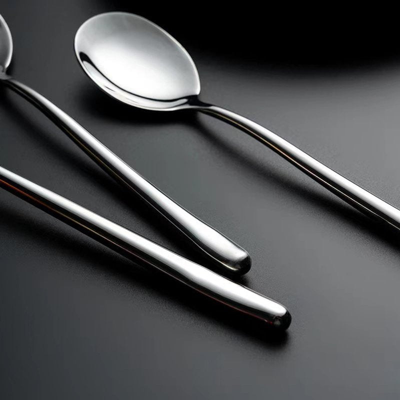ZDFQly Korean Soup Spoons, 304 Stainless Steel Hollow Round Handle Spoons, 8.7 Inch Long Tablespoon for Coffee, Desserts, Silver, Set of 4