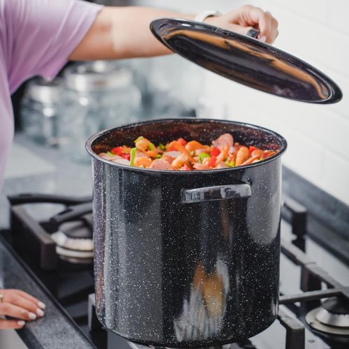 Granite Ware 15.5-Quart Stockpot, Large Capacity for Soups, Stews, Pasta - Durable Graniteware with Non-Stick Surface for Easy Cleaning - Chip-Resistant & Even Heat Distribution (Speckled Black)