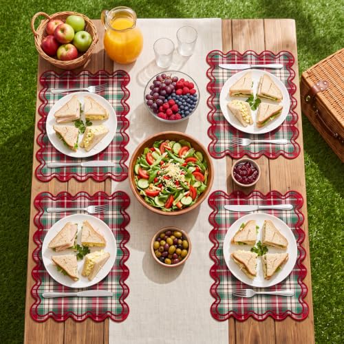 Gandeer Linen Placemats Set of 12 – 13 x 19 in, Scalloped, Christmas Red & Green