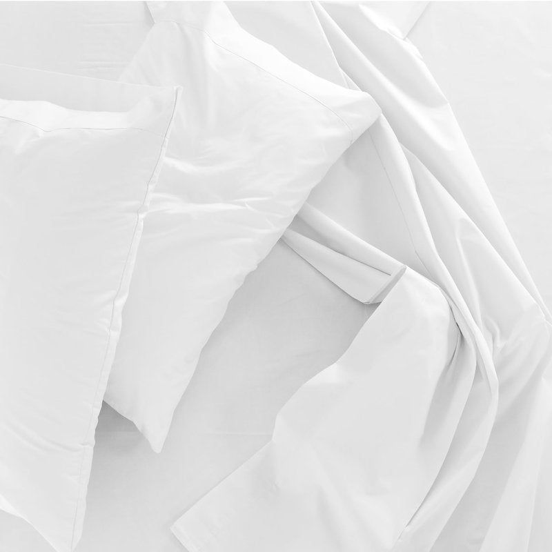 Sleep Mantra King Size Sheets Set - Includes 1 Flat & 1 Fitted Sheets & 2 Pillowcases - Breathable, Soft - Wrinkle Free & Machine Washable - Cooling Sheets King Size Bed - White, Set of 4