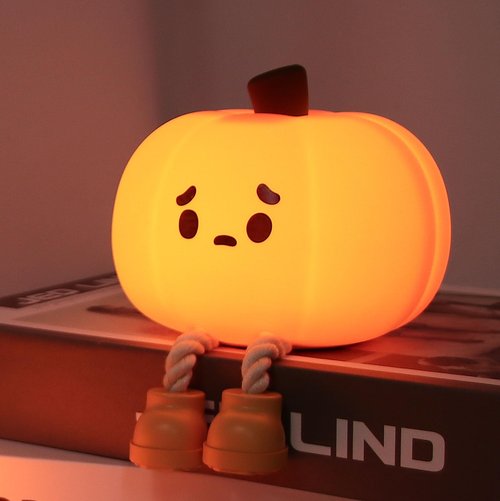 DREAMING MY DREAM Cute Pumpkin Night Light Silicone LED Lamp Rechargeable Bedside Touch Lamp,Nursery Pumpkin nightlight for Kids,Halloween Decor Toy,Breastfeeding for Baby