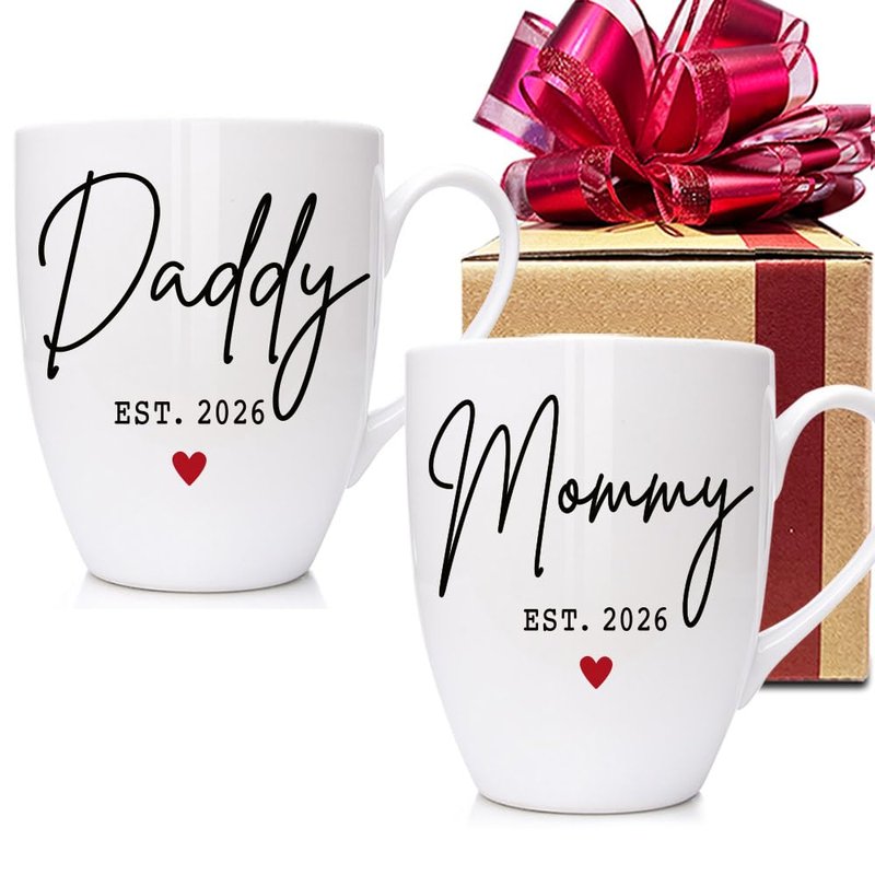 VLUG EST 2026 New Daddy & Mommy Mugs Set of 2 Gift for New Parents, First Time 2026 Dad Mom Gifts, Mothers Day Fathers Day Gift, Prospective Parents Mugs, Baby Reveal Mug