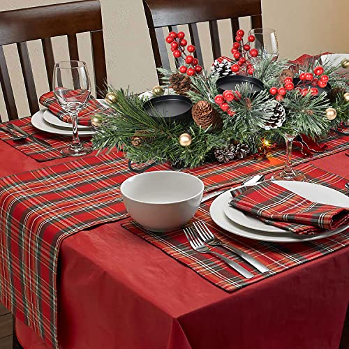Christmas Candle Holder Centerpiece with Pine Cones & Red Berries (20-Inch)
