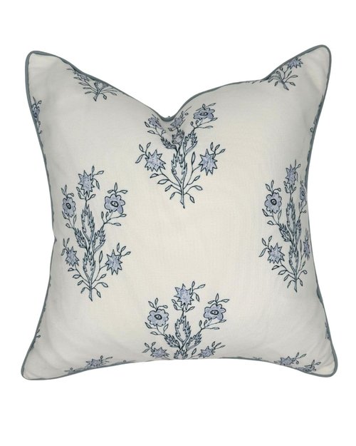 Jillien Harbor Throw Pillow for Outdoors Mary Off-White Periwinkle Floral Pillow Cover Grandmillennial Pillow Cover 19" x 19" 48 cm x 48 cm Grandmillennial Home Decor (19" x 19")