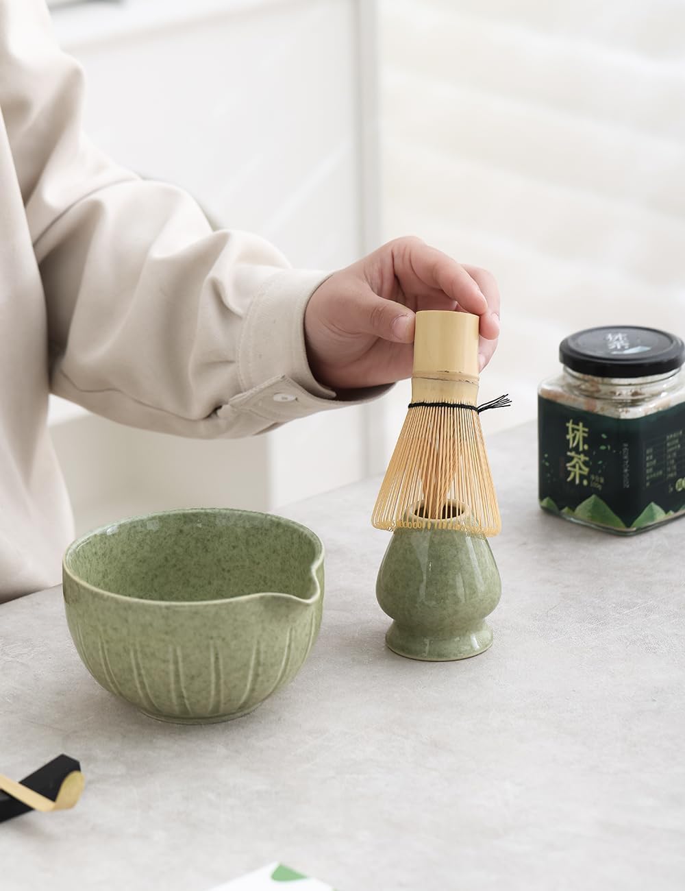 TANG PIN Matcha Set - 4pc Matcha Whisk Kit with Bowl, Whisk, Scoop & Stand | Mottled Green, 15 OZ