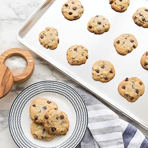 Nordic Ware Naturals Baking Set - Half & Quarter Sheet Pans Made in USA | Durable Aluminum with Steel Rim