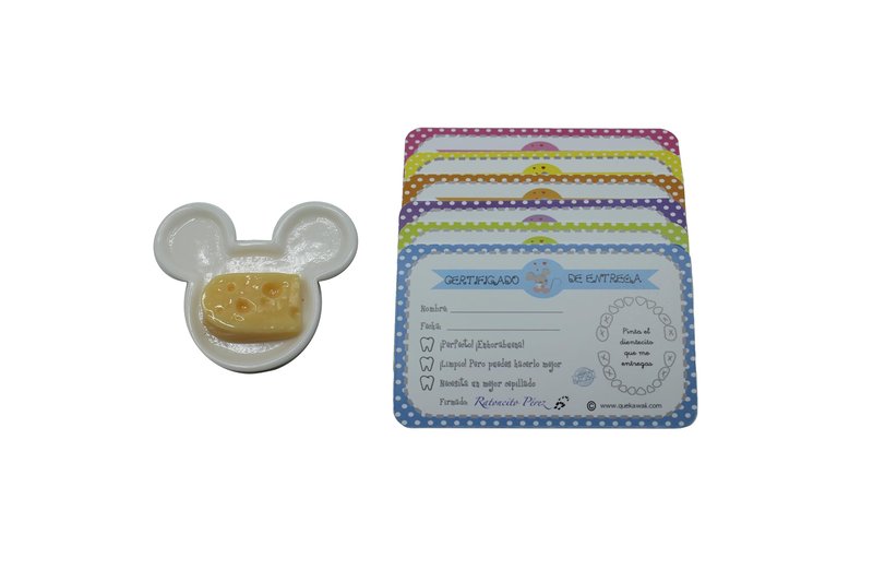 Qué Kawaii® MAGICAL Pérez mouse kit. DOOR THAT OPENS AND SHINES IN THE DARK Wooden door and+crochet bag+stars+little mouse that glows in the dark+6 certificates in Spanish (NATURAL)