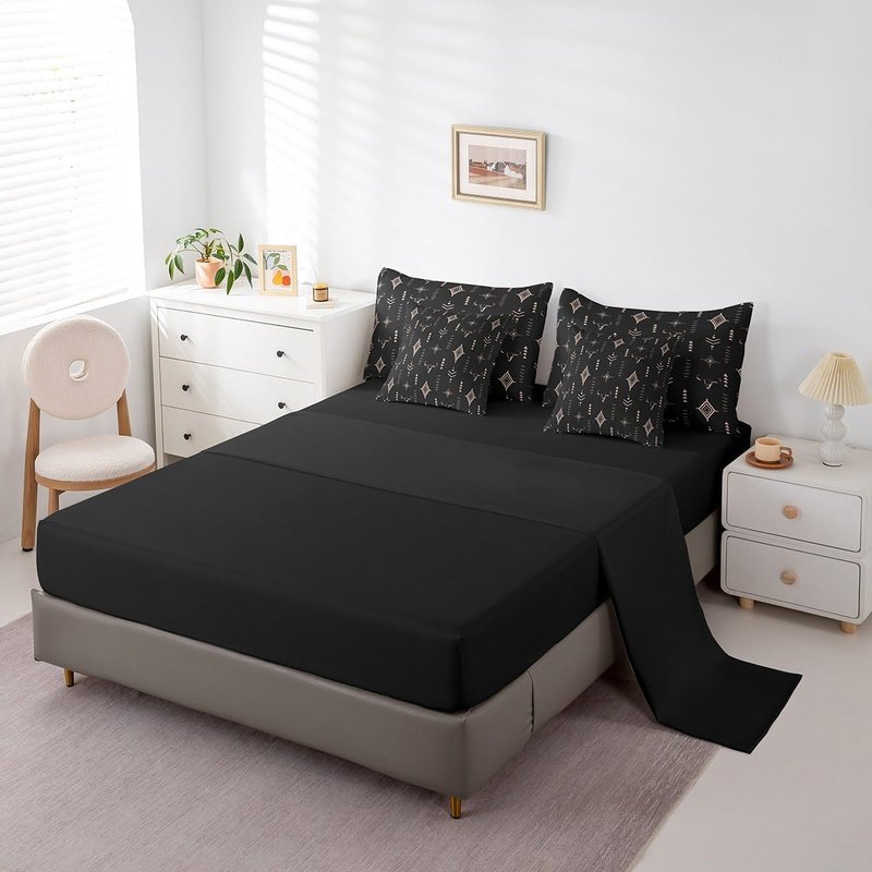 Feelyou Rustic Western 7 Piece Bedding Set Queen Size Kids Western Tribal Bull Skull Bed in a Bag Adult Black Brown Boho Ethnic Aztec Cow Pattern Comforter Set with Sheets
