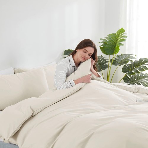 Hearth & Harbor Off White Duvet Cover - Soft 3-Piece Queen Bedding Set | 90x90 Inches with Button Closure