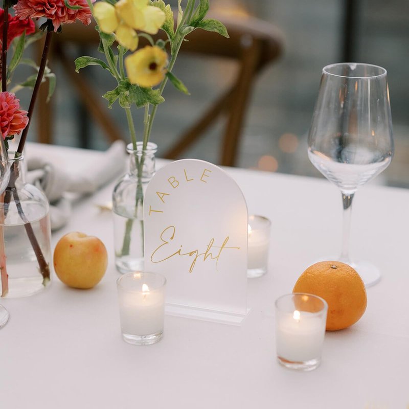 JINMURY Frosted Arch Wedding Table Numbers 1-10 with Stands, 5x7 Inch Acrylic Arch Sign with Golden Lettering, Frosted and Gold Table Numbers for Wedding Reception