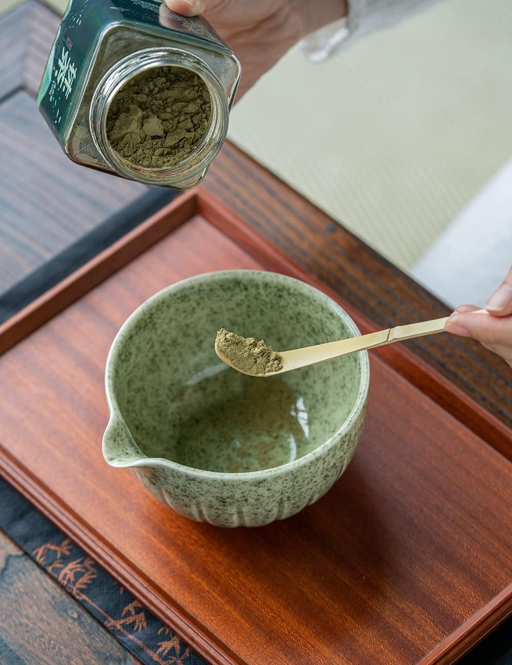 TANG PIN Matcha Set - 4pc Matcha Whisk Kit with Bowl, Whisk, Scoop & Stand | Mottled Green, 15 OZ