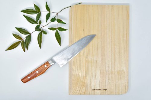 Kiri (Japanese Paulownia) Wooden Cutting Board, Made in Japan, Handmade, 8.2 x 12.5 inches