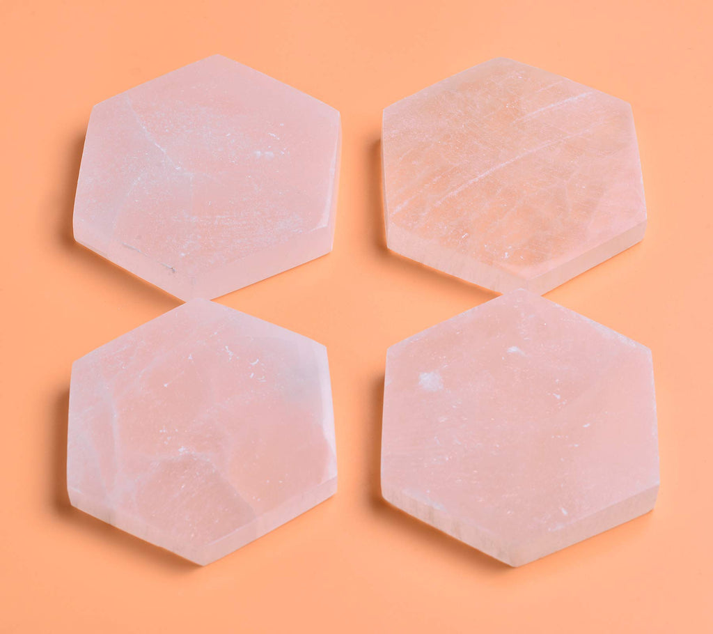 AMOYSTONE 4Pcs Small Hexagon Moroccan Selenite Coasters & Reiki Charging Station Flat Crystal Plate/Tray for Chakra Balance, Crystal Healing