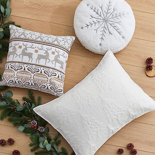 Levtex Home White Reversible Christmas Tree Quilt Set Full/Queen with Shams