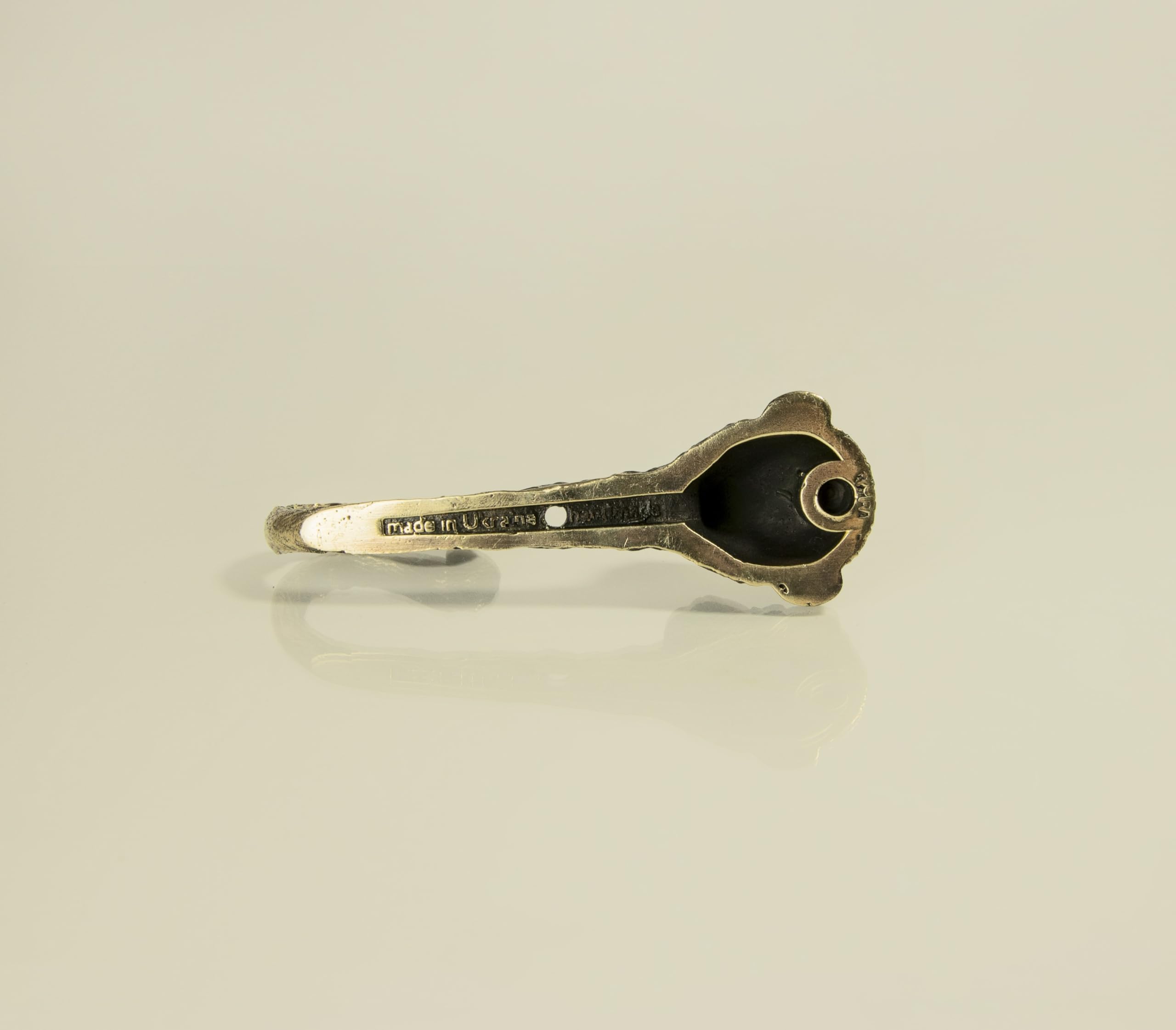 TUTURA LUTSS Brass Wall Hook – Detailed Chimpanzee Design – Handmade Animal-Themed Hook for Coats, Towels, Hats, and Bags – Unique Home Decor Accent