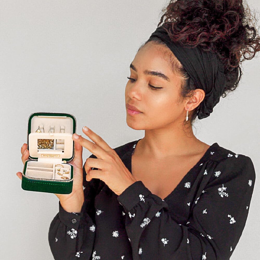 Benevolence LA Plush Emerald Travel Jewelry Case and Large Jewelry Storage Box | Travel Jewelry Organizer Box, Jewelry Travel Organizer for Women | Velvet Jewelry Boxes for Women