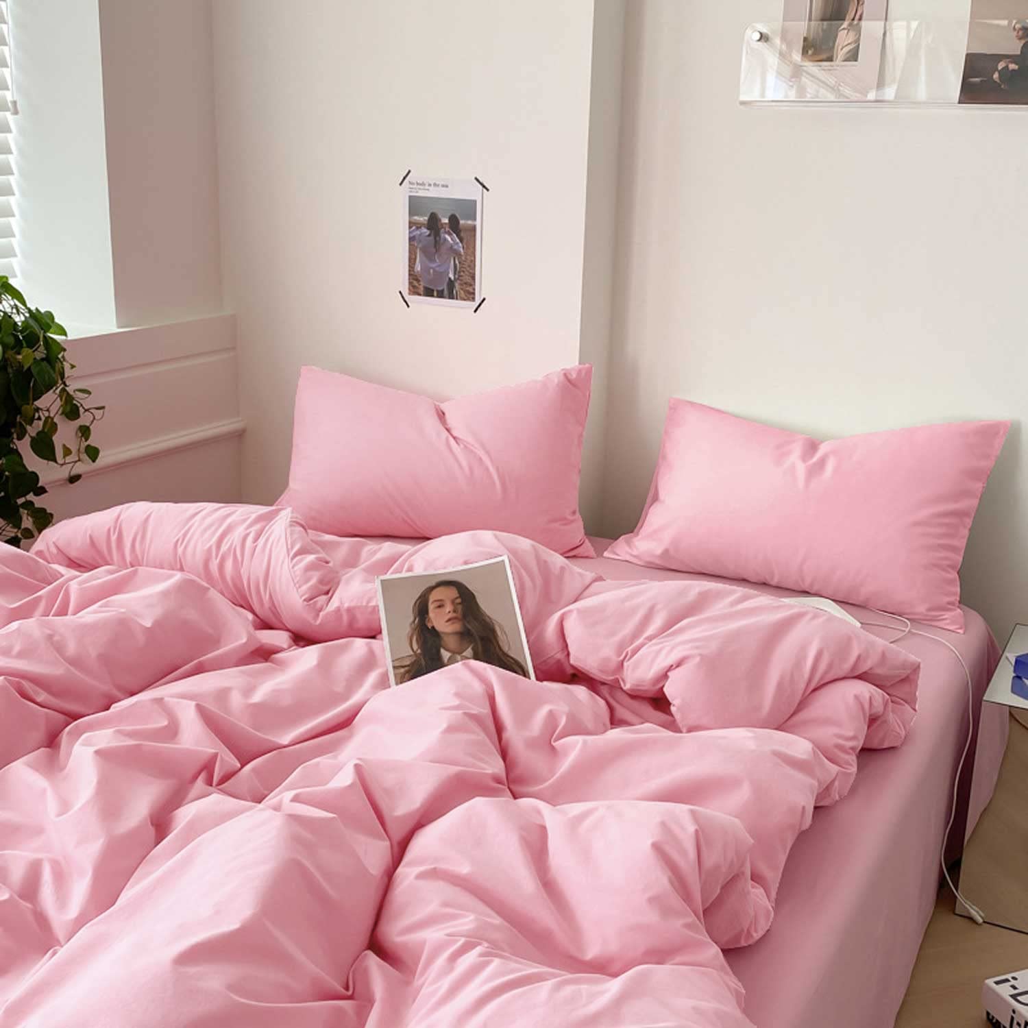 KimLuxz Pink Queen Size Comforter Set, 3 Piece Soft Modern Bedding Set, Lightweight All Season Microfiber Down Alternative Bed Comforter with 2 Pillow Shams for Women Teen Girls