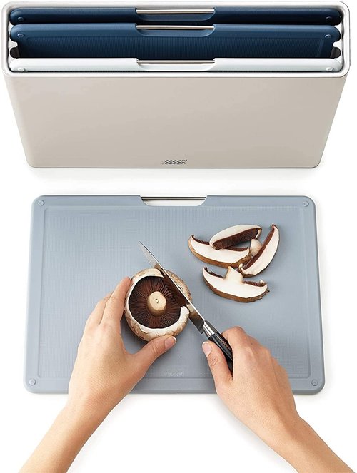 Joseph Joseph Folio 4-Piece Colour coded Cutting Board Set, Slimline case for organized Kitchen storage, Silver