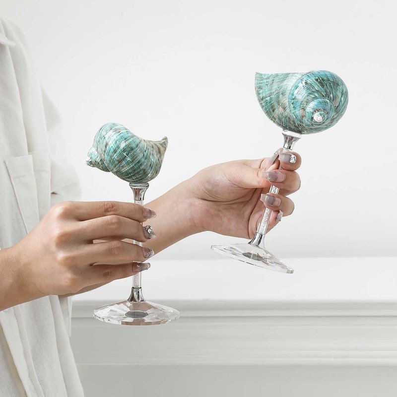 ZHIYOU Glass base decorative conch shell wine glass, rhinestone decorative handle, natural shell cocktail glass Martini glass party drinking highfoot, Beach, Wedding gift (Green 1pcs)