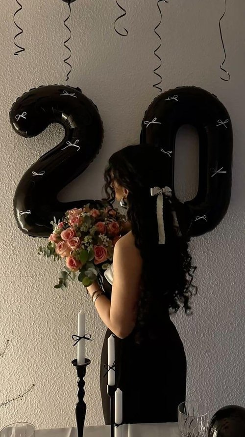 **Skiennix 40-Inch Black Number 19 Balloon - Elegant Foil Birthday Decoration for Men & Women**
