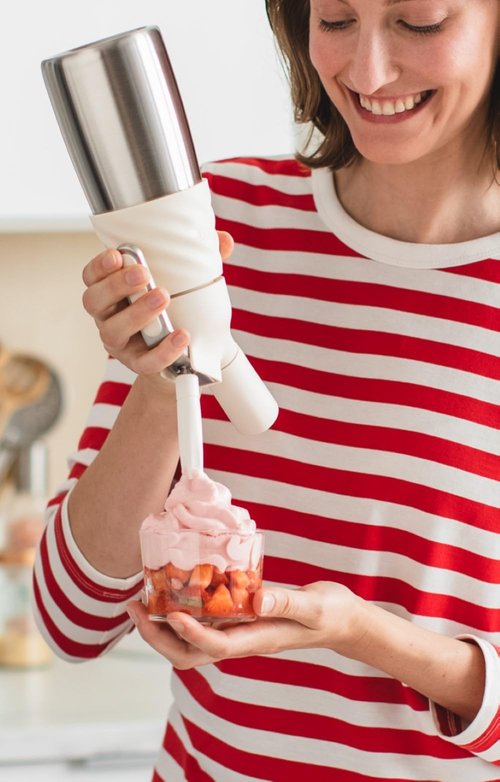 iSi Creative Whip Mini for Whipped Cream, Desserts and Toppings, 1/2 Pint, Ivory