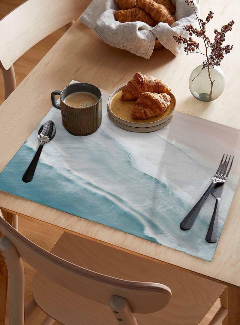 Summer Beach Place Mats Set of 6, Sturdiness Non-Slip Kitchen Placemats, Washable Place Mats - Easy to Clean Ocean Nautical Coastal Table Mats for Dining Room/Seaside Restaurant/Party Decor 13x19 Inch