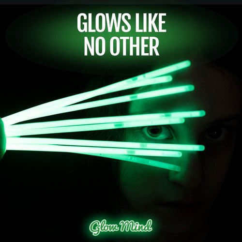 Glow Sticks 500 Pack - Ultra Bright Halloween Glow in the Dark Party Supplies | 8-Inch Party Favors with Bracelets & Necklaces