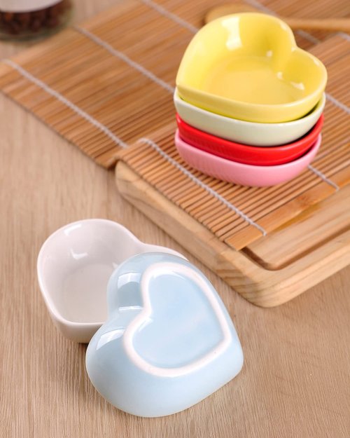 WHJY Pink Love Heart Shaped Ceramic Bowl Set of 6, Contemporary Porcelain Side Dishes, Seasoning & Soy Dipping Sauce Bowls for Wedding & Birthday Party