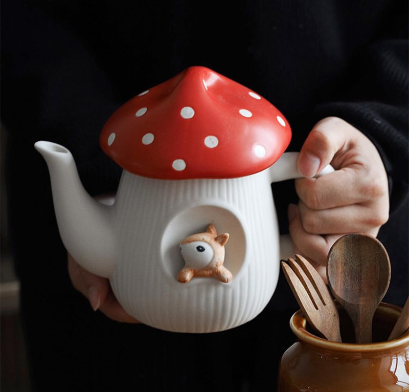 RESVUGA Cute Mushroom Teapot, Handmade Glaze Polka Dot Lid, Safety Matt Ceramic Tea Pot, With squirrel decoration. 23 oz / 680 ml. Best Gifts for Women & Girls.