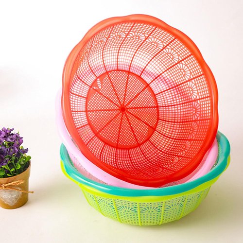 MAGICLULU Rice Wash Basin 9-Inch Plastic Colander for Kitchen Food Straining Rice Washing Vegetable Cleaning with Multi-Functional Sieve Design