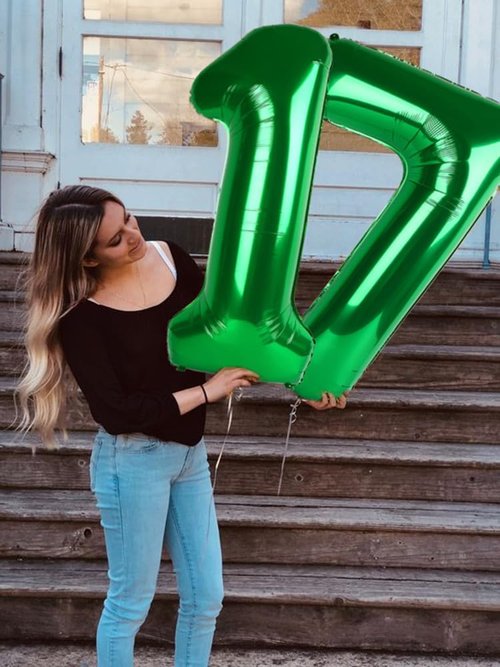 27-Inch Dark Green Number 40 Balloon by [Brand Name] - Perfect for Birthday, Graduation & Wedding Celebrations