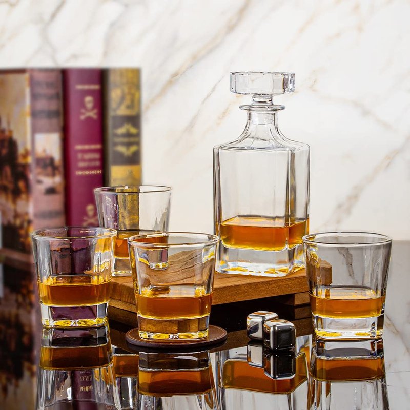 First to act tactical Whiskey Decanter Glasses Set Lead-Free Crystal Glass Scotch Tasting Cups Wine Bottle for Drinking Irish Whisky Bourbon Tequila tumbler (Square, 1 Decanter & 6 Glasses Set)
