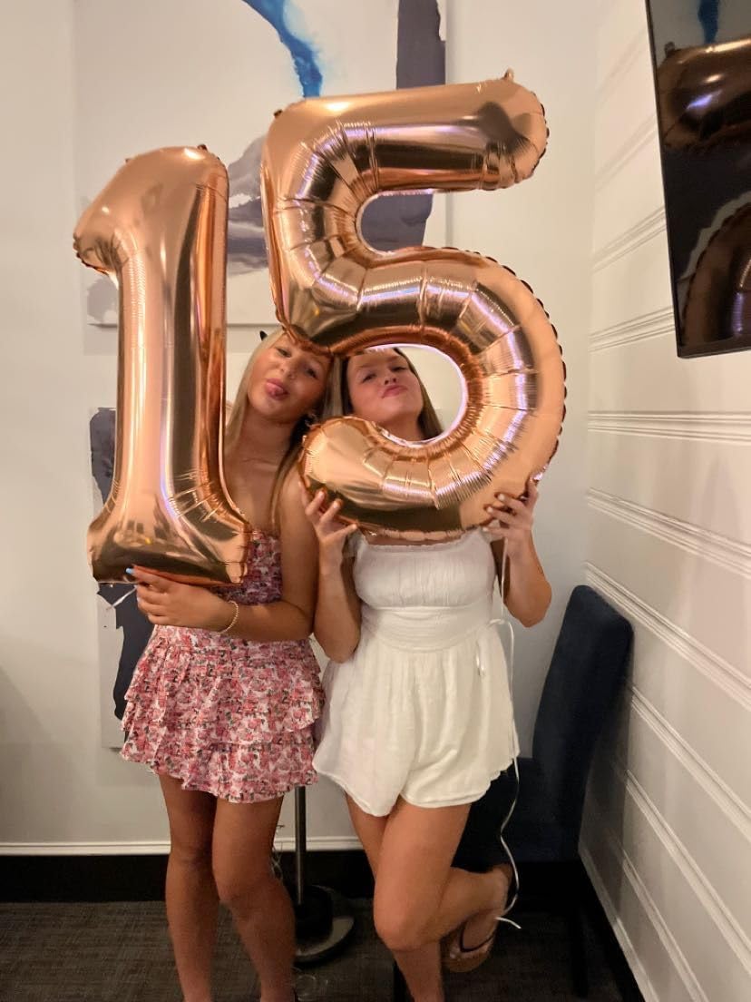 Regine Switzerland 40-Inch Rose Gold Number 15 Balloons - Perfect for 15th Birthday & Anniversary Celebrations