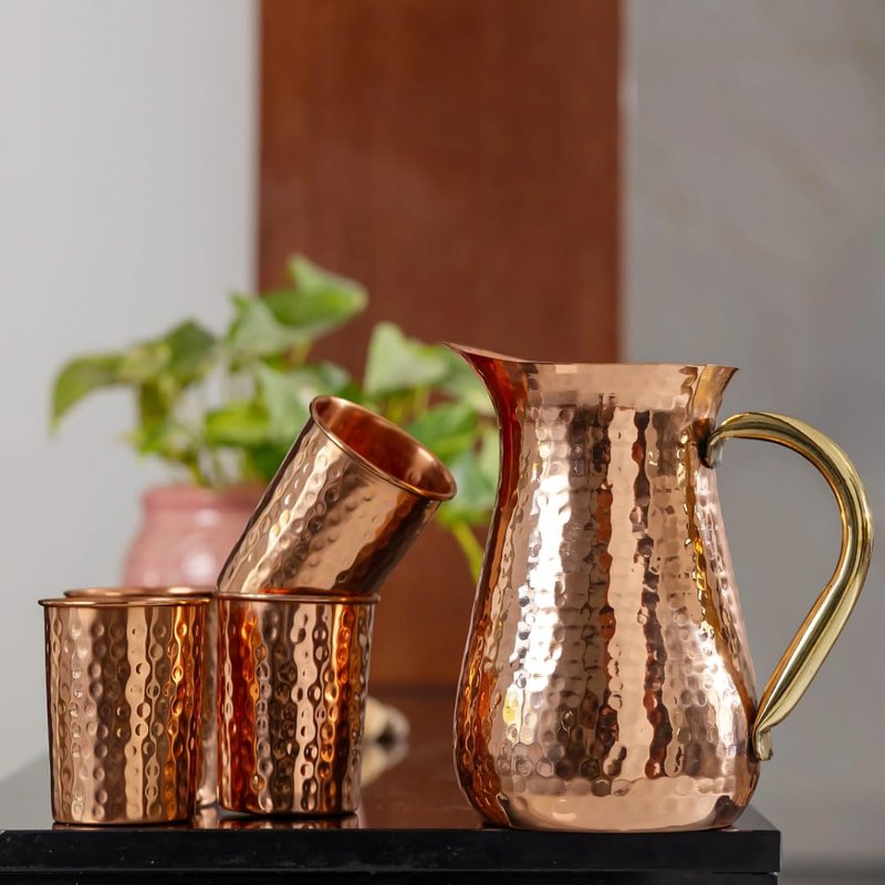 POSHGRAM Copper Pitcher Handcrafted Excellence, Hammered Texture Copper Water Pitcher with Sturdy Handle, Set of 4 Glasses for Everybody, Capacity of jug -1.25 L and Capacity of each glass -250ml