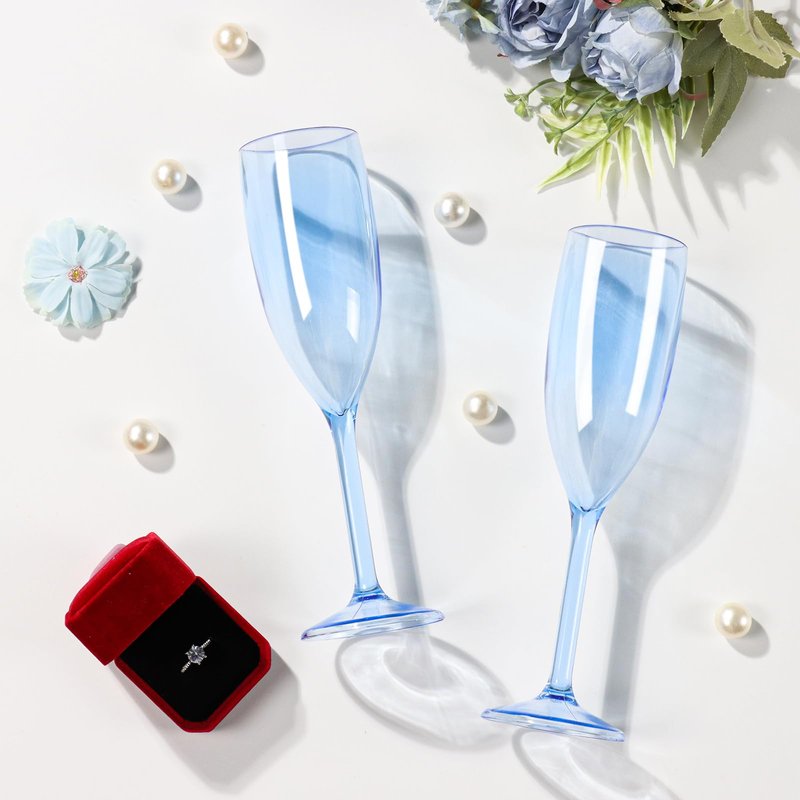 XUWAIDSGN 24 Pcs Reusable Champagne Flutes Plastic Wine Glasses Bulk Vintage Champagne Flutes Mimosa Bar Glasses Stemmed Drinking Cups 5.4OZ for Christmas Birthday Wedding Bride