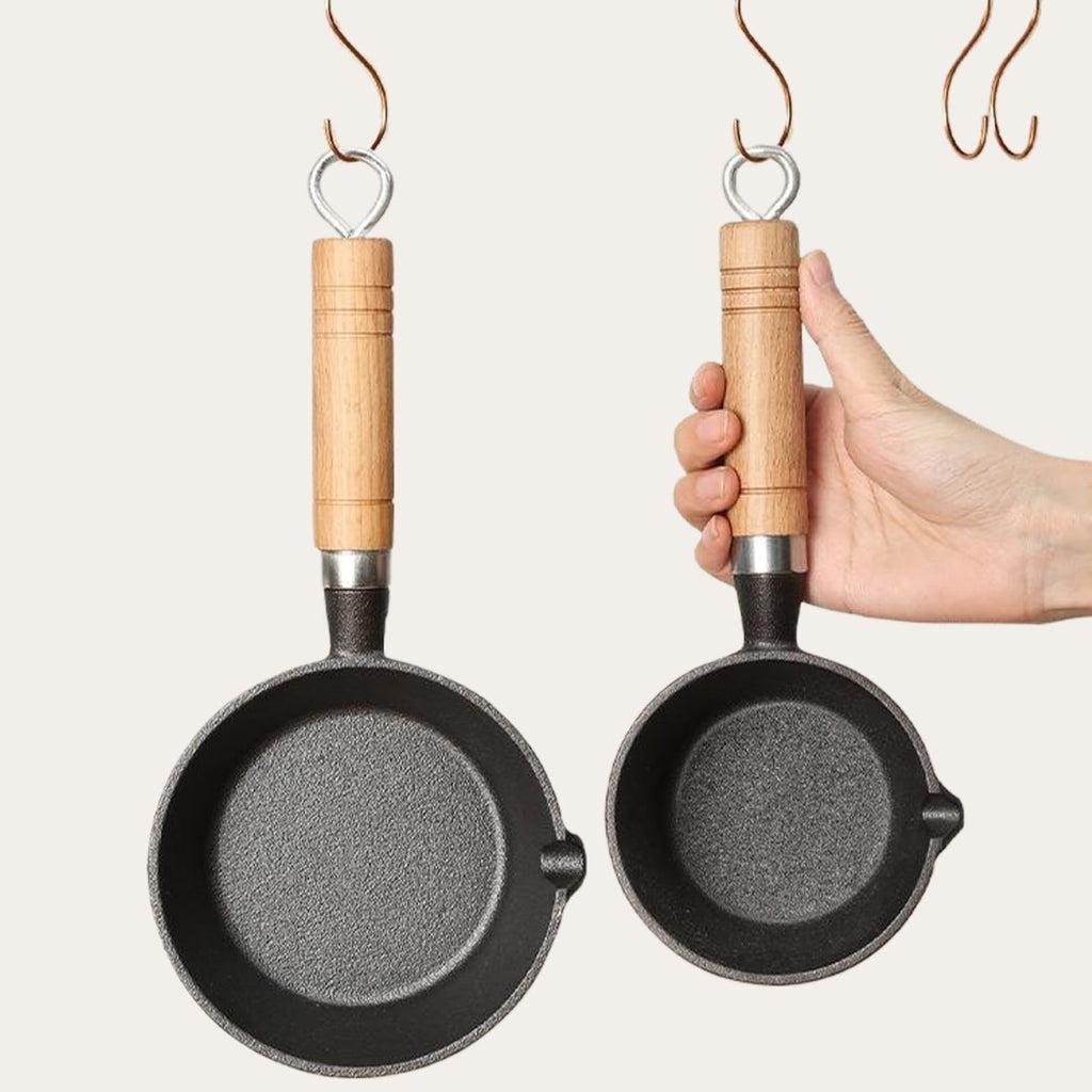 Yuecoom 4.3x2.0in Mini Frying Pan, Mini One Egg Frying Pan Cast Iron Omelette Pan Iron Solid Mini Pre Sauce Pan for Indoor Outdoor Cooking