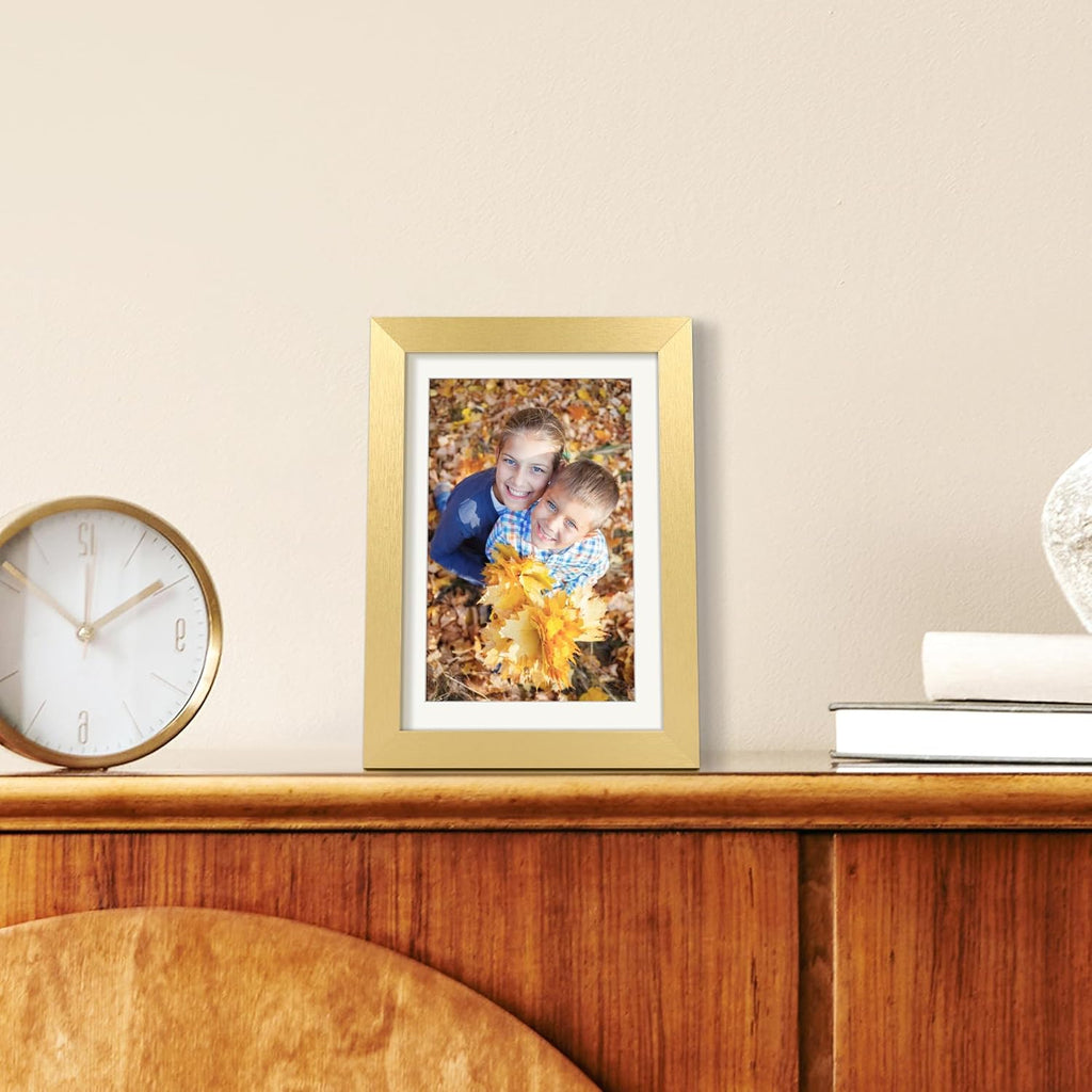 Upsimples 5x7 Picture Frame - Elegant Gold Wall Hanging Frame for 4x6 or 5x7 Photos | 1 Pack
