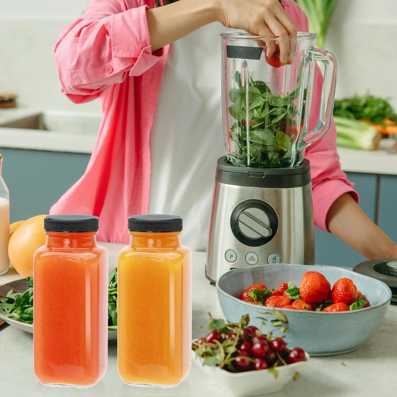 Maredash 8oz Glass Bottles with lids,juice bottles gifts for women,8oz Glass Jars with LIds,glass water bottles. Kit includes Stainless Steels Straws,Two Types of lids,Cleaning Brush 6pcs