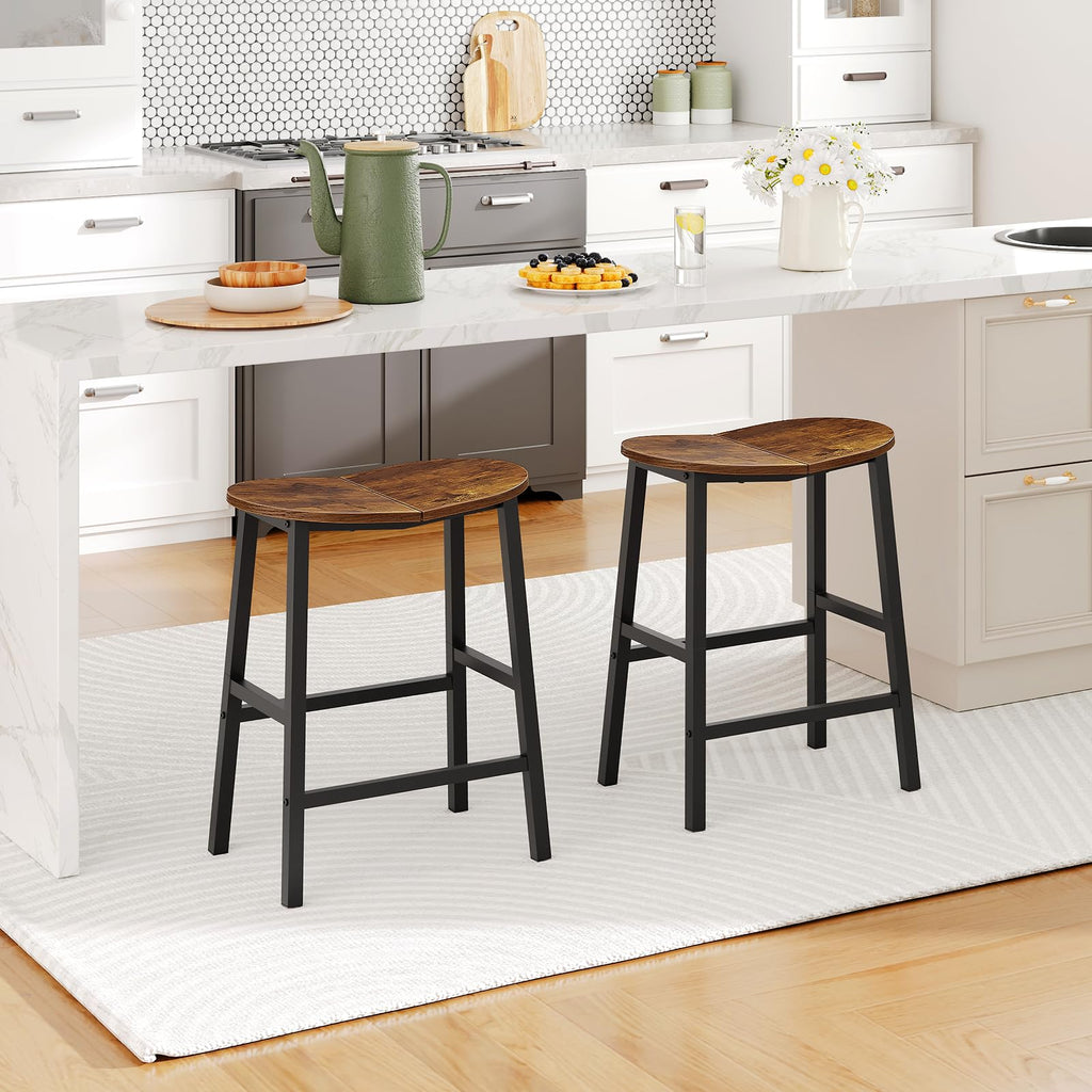 HOOBRO Bar Stools Set of 2, Counter Height Bar Stools, 23.6 Inch Barstools for Kitchen Counter, Kitchen Stools with Footrests, Saddle Barstools for Dining Room, Rustic Brown and Black BF57MDP201