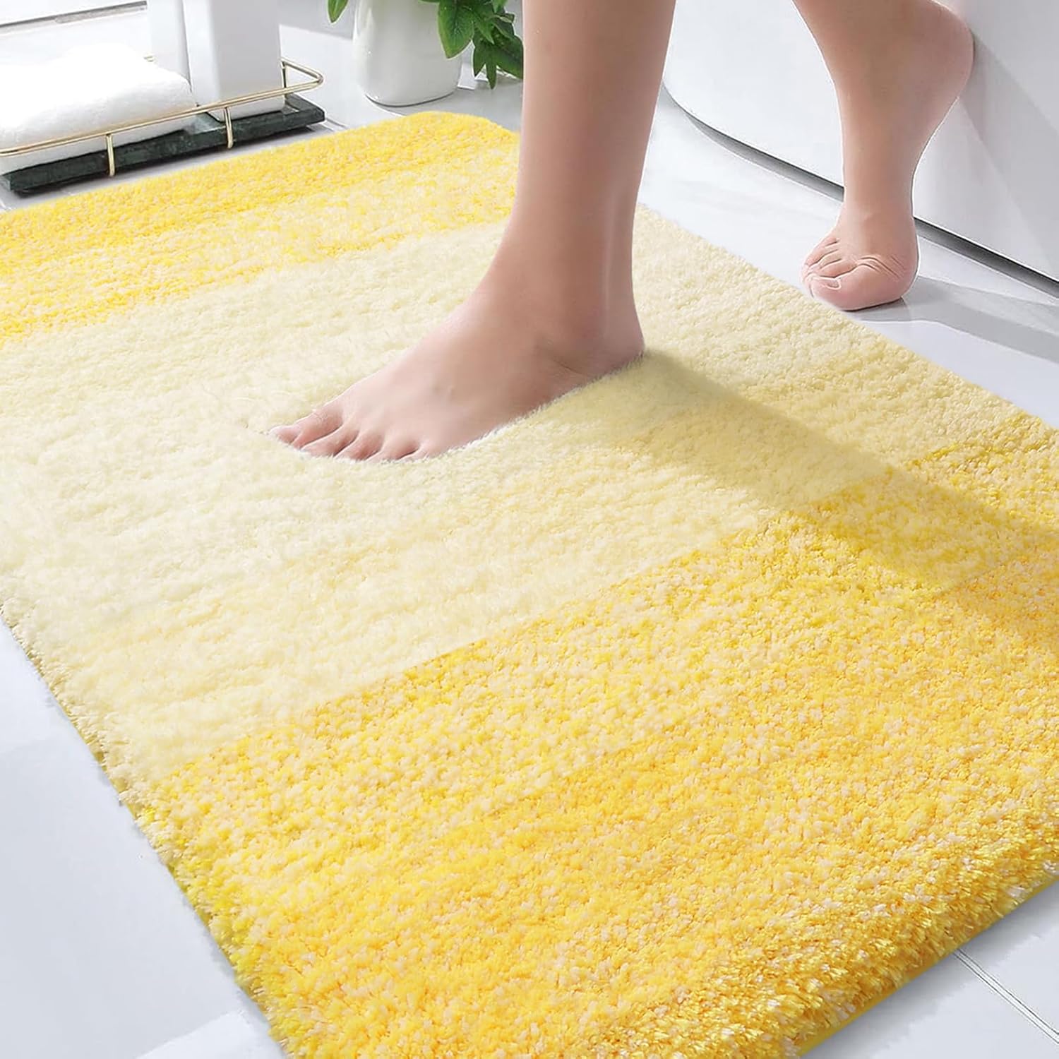 OLANLY Bathroom Rugs - Extra Soft Microfiber Mat 30x20 | Quick Dry, Machine Washable, Rubber Backing, Yellow