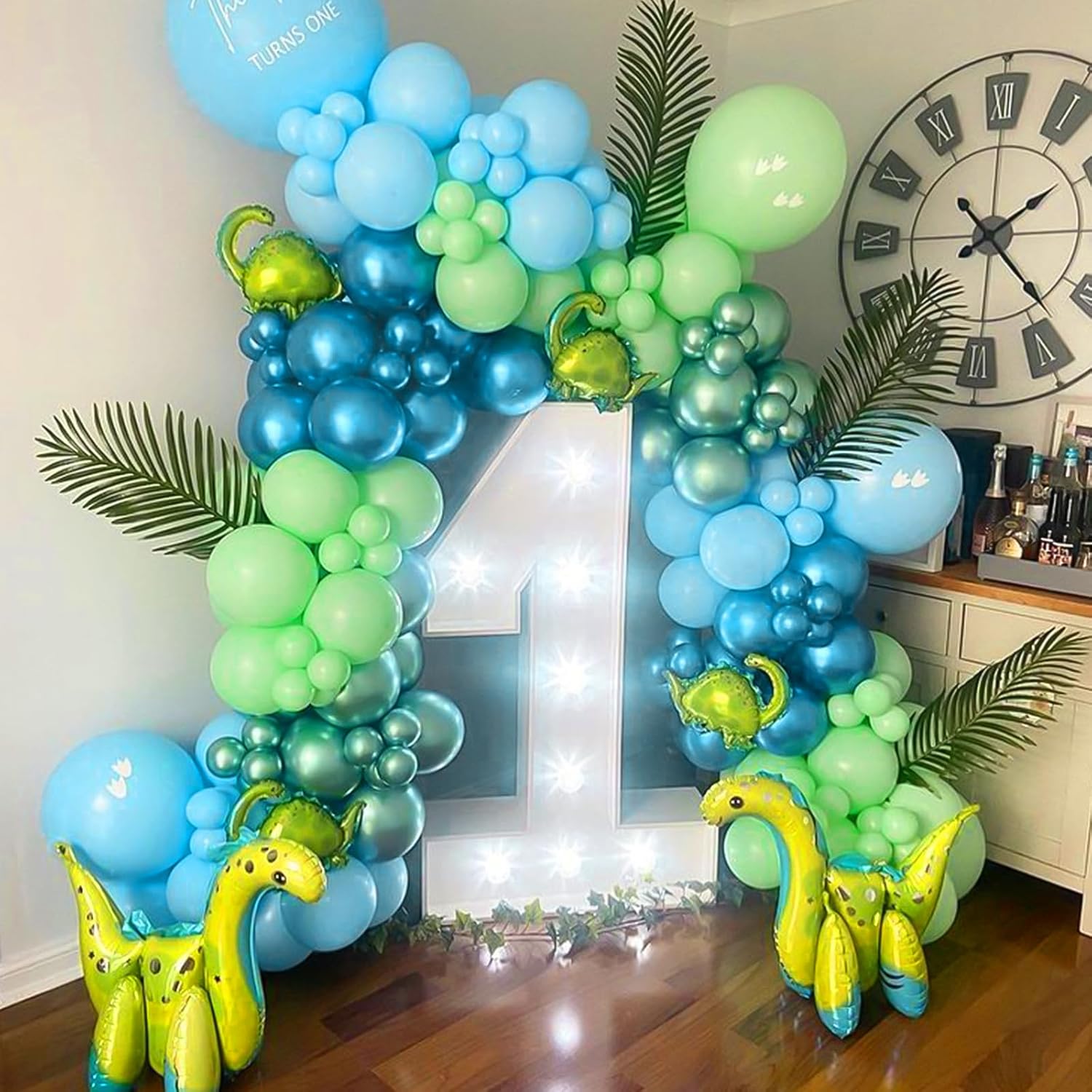 RUBFAC Green Balloons Garland Arch Kit - 138pcs Latex Balloons in Various Sizes for Birthday, Graduation, Baby Shower & Wedding Decor