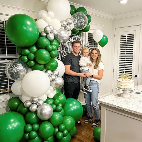 110Pcs Dark Green Latex Balloons - 12 Inch Round Helium Balloons for Christmas Parties